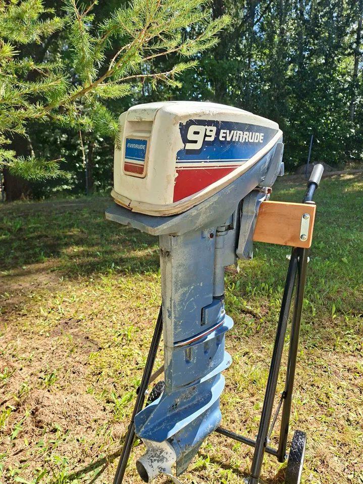 Silnik zaburtowy Evinrude 9.9 km 2T