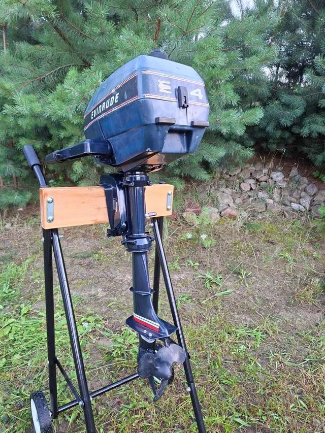 Silnik zaburtowy Evinrude 4km 2T