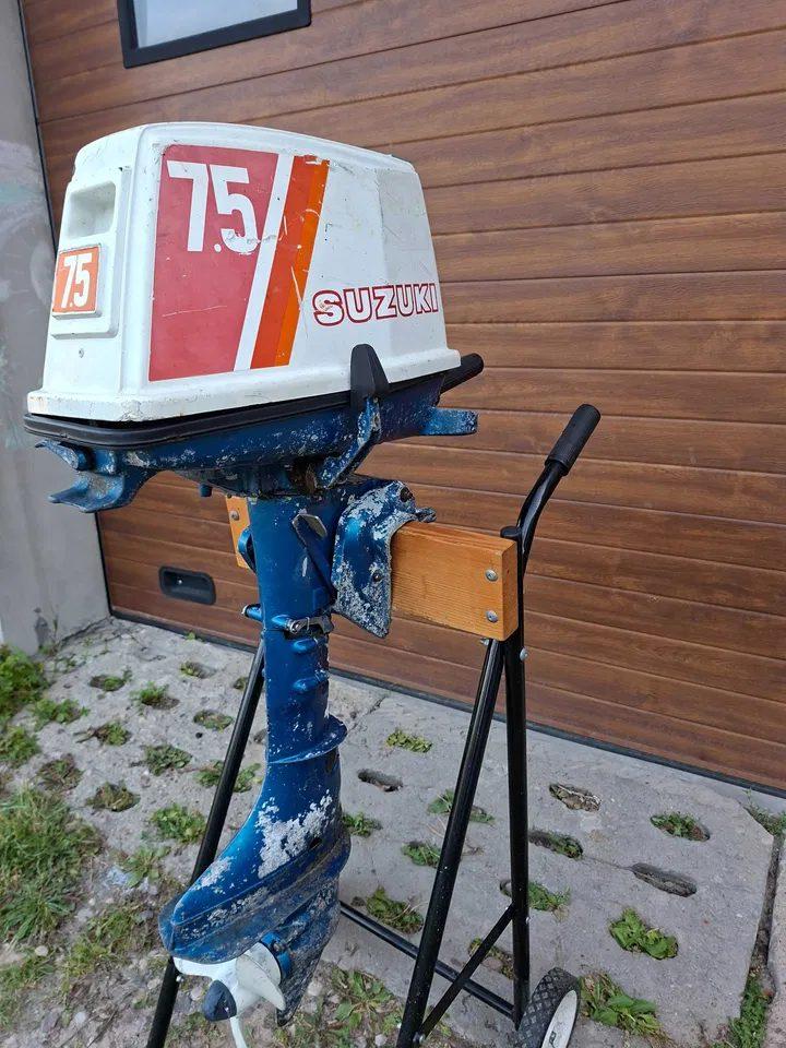 Silnik zaburtowy Suzuki 7.5 km 2t