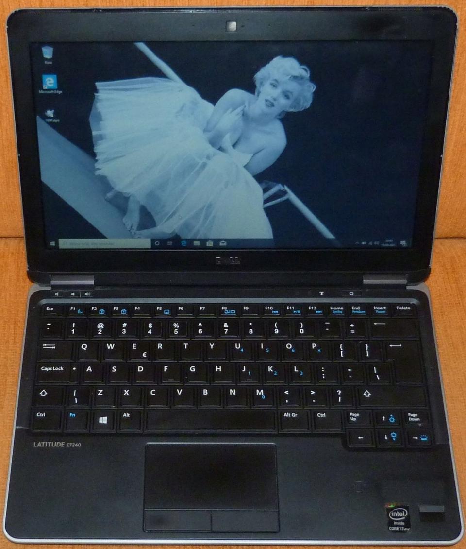 DELL LATITUDE E7240 12,5 i5 8 GB / 128 GB srebrny